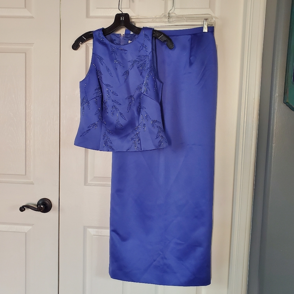 Chic Women's Light Blue Skirt Set